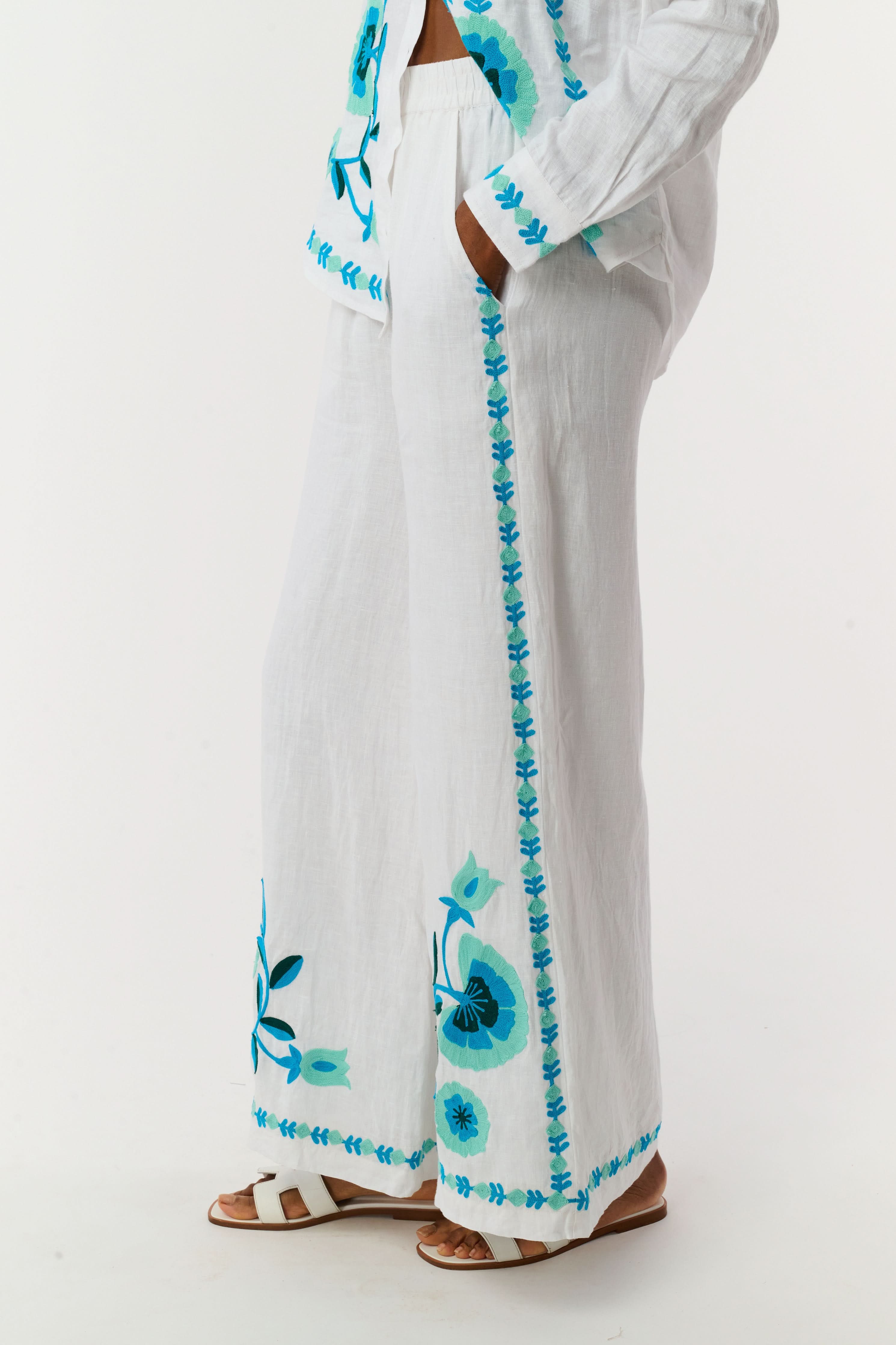 Avallon Embroidery Kaylee Pant - Image 5