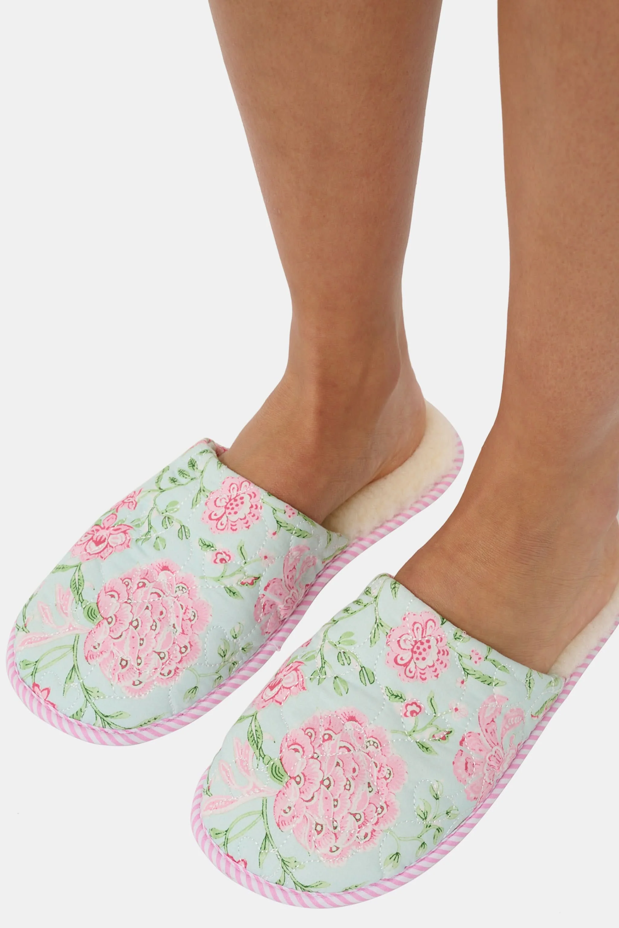 Camellia Block Quilted Slippers - Image 2