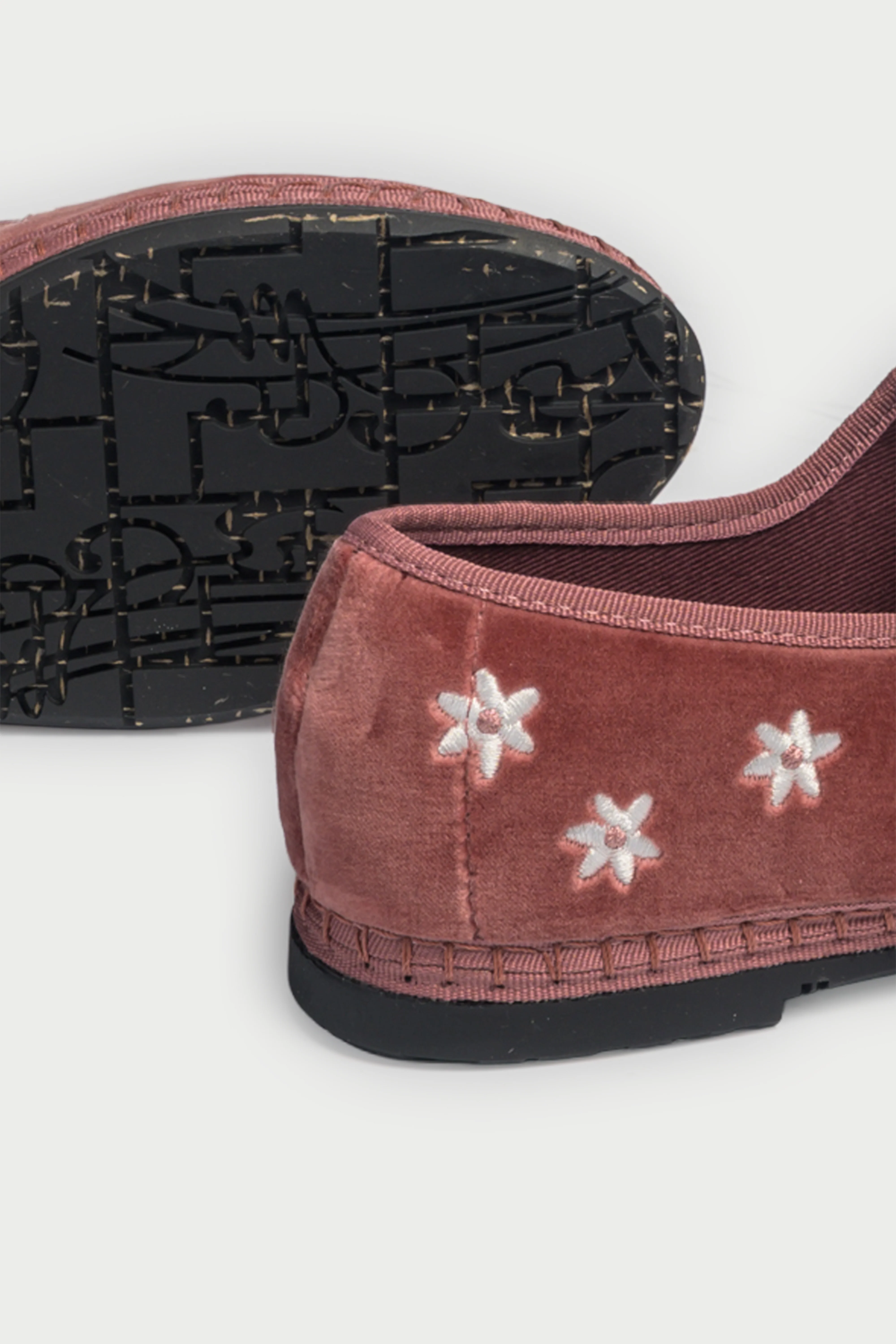 Daisy Embroidery Mary Jane - Image 6