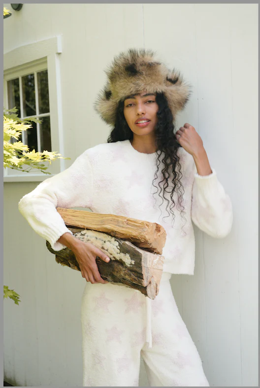 Stars Aria Sweater - Image 3